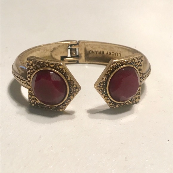 New Lucky Brand Jewelry Set, Bracelet and Earrings - Picture 2 of 5